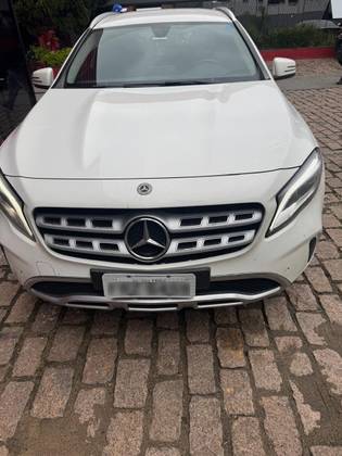 MERCEDES-BENZ GLA 200 1.6 CGI FLEX ADVANCE 7G-DCT MERCEDES-BENZ GLA 200 1.6 CGI FLEX ADVANCE 7G-DCT